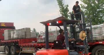 开封 黄金麻冰裂纹，地铺石装车