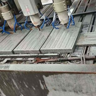 开封 芝麻白花岗岩荔枝面盲道雕刻