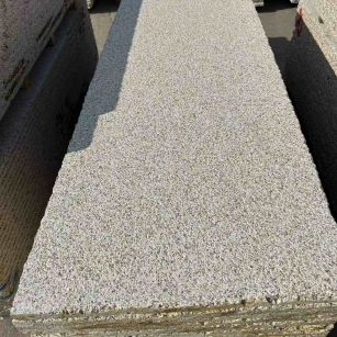 开封 黄金麻花岗岩荔枝面毛板，半成品