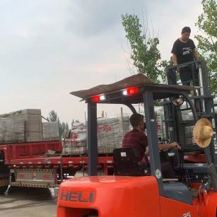 开封 黄金麻冰裂纹，地铺石装车