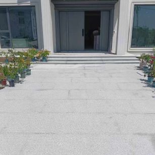 开封 芝麻白花岗岩地铺石地面铺装