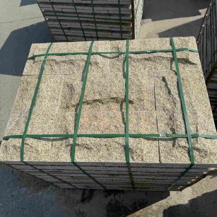 开封 黄金麻花岗岩石材自然面蘑菇石成品