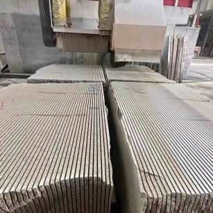 开封 车间生产日常，黄金麻白麻花岗岩