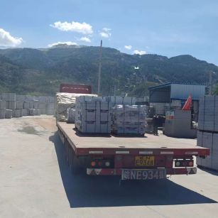 开封 芝麻白仿形路沿石，直形路沿石