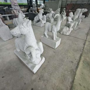 开封 芝麻白花岗岩造型立体雕刻——十二生肖