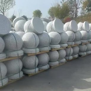 开封 白麻花岗岩石材圆球，石球，挡车球，隔离球，景观石球，风水球等