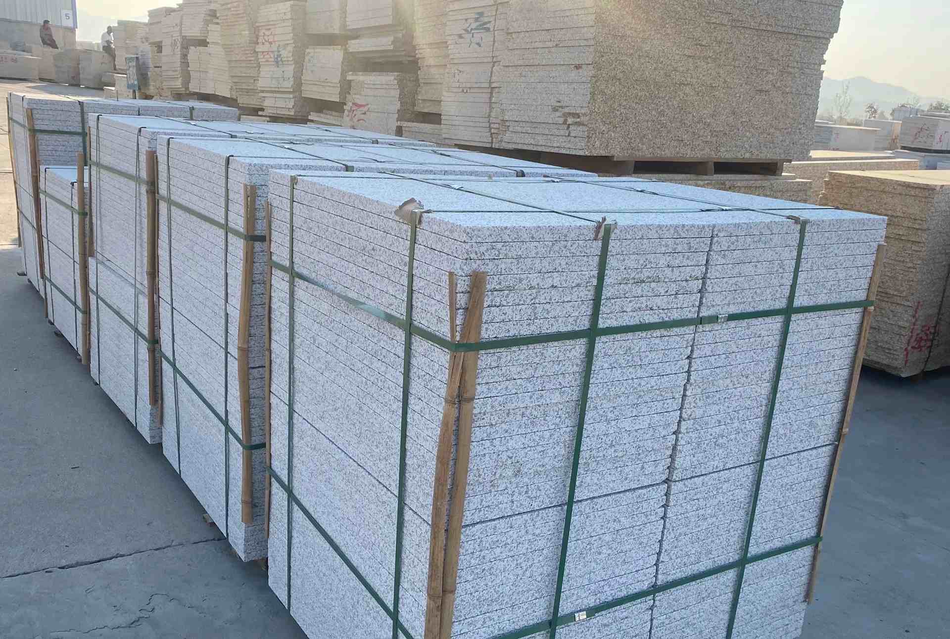 开封 白麻花岗岩荔枝面地铺石