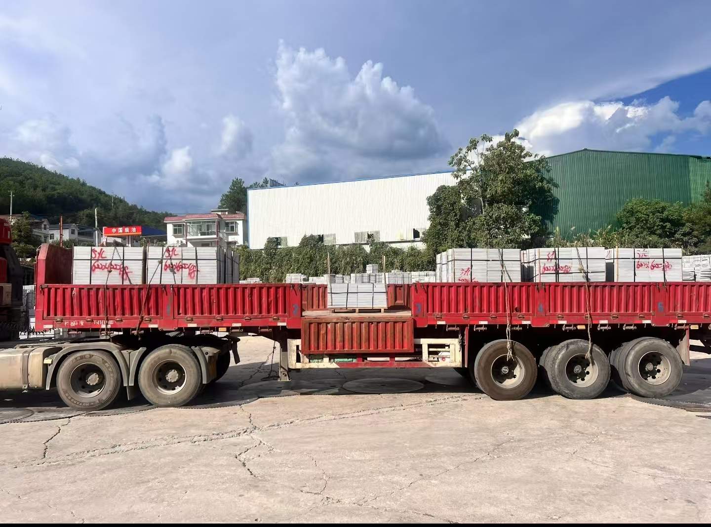 开封 芝麻灰花岗岩地铺石出货日常