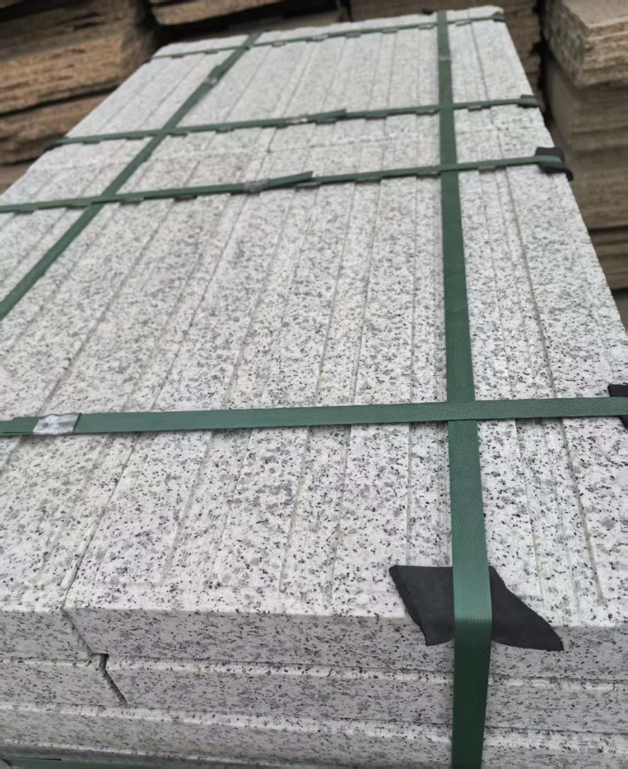 开封 白麻花岗岩直行盲道石，盲条，地铺石